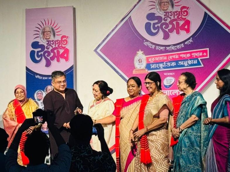 ‘ধ্রুপদী সাহিত্য ‘ পুরস্কার পেলেন  কেতন শেখ