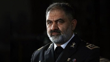 হরমুজ প্রণালিতে সাবমেরিন মোতায়েন করেছে ইরান