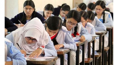আজ থেকে এইচএসসি ও সমমানের পরীক্ষা শুরু