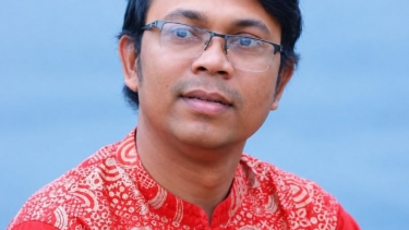 কবি হিসেবে বাচসাস সম্মাননা পেলেন দীপংকর দীপক