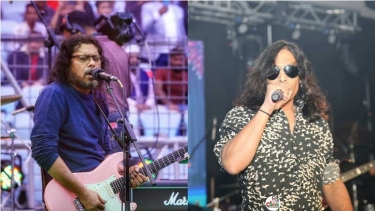 দুই কিংবদন্তী একই মঞ্চে !
