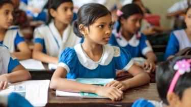 প্লে-নার্সারি-কেজি নিষিদ্ধের দাবিতে আইনি নোটিশ