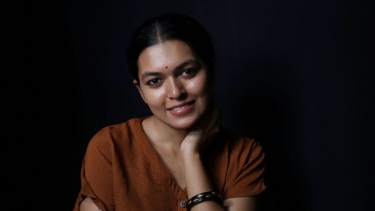 ‘ নীরা ও তার স্বপ্নরা ‘-  নীহারিকা নাজ